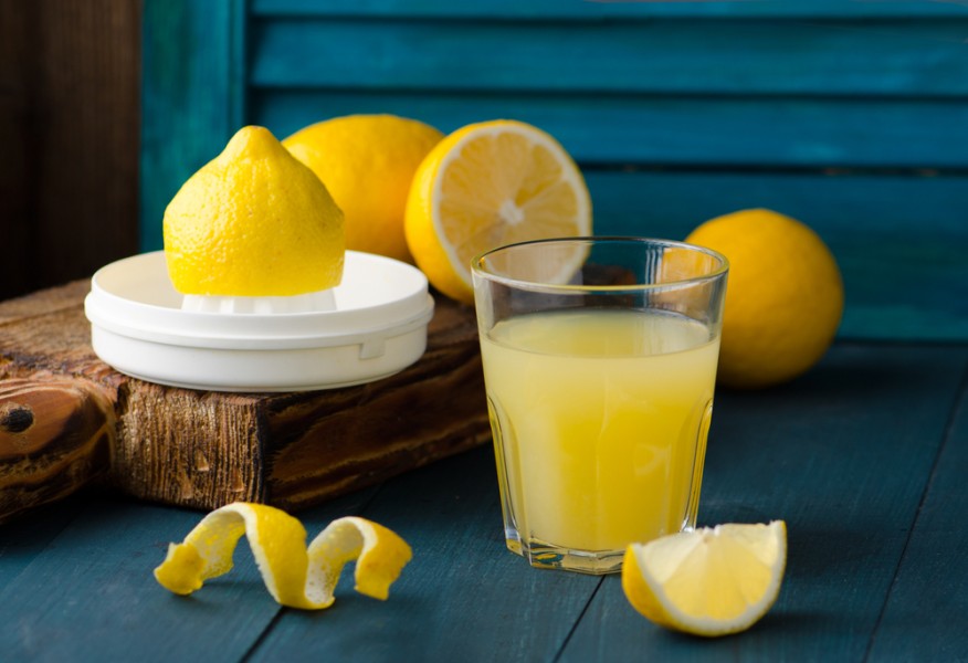 Un jus de citron le matin, l'astuce santé pour rester en forme à Paris !