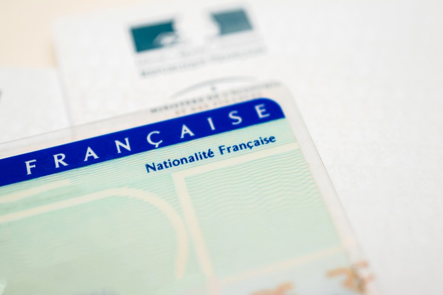 Carte d'identité perdue : quels services contacter à Paris ?