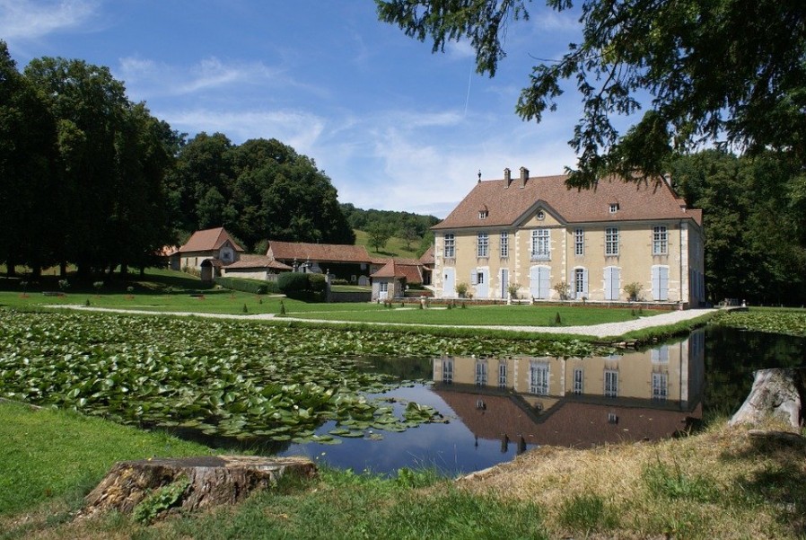 Ces parisiens qui partent vivre à la campagne dans le Nord Isère