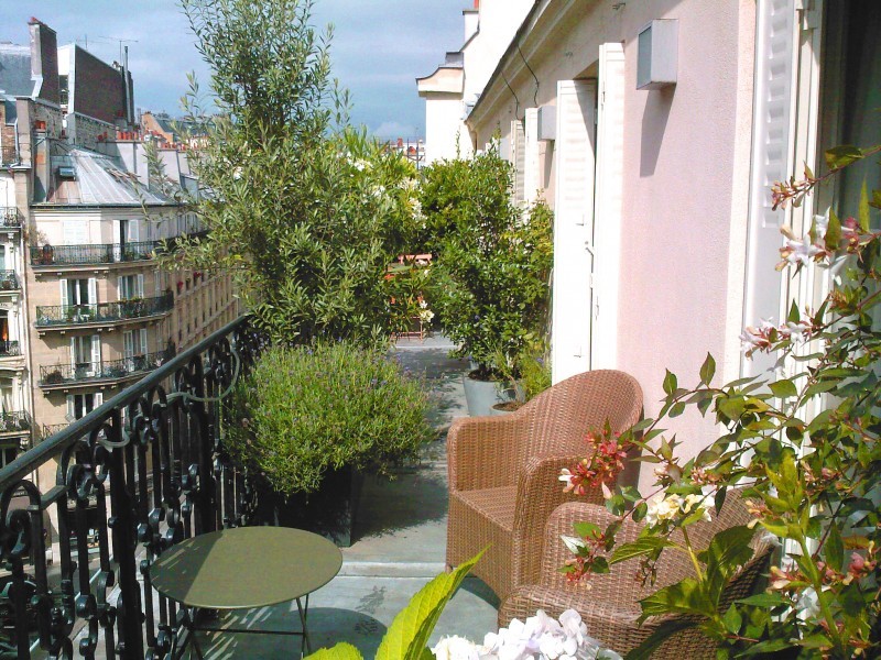 5 idées pour aménager son balcon parisien