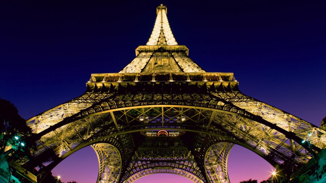 Visiter la tour Eiffel sans attendre : comment faire ?